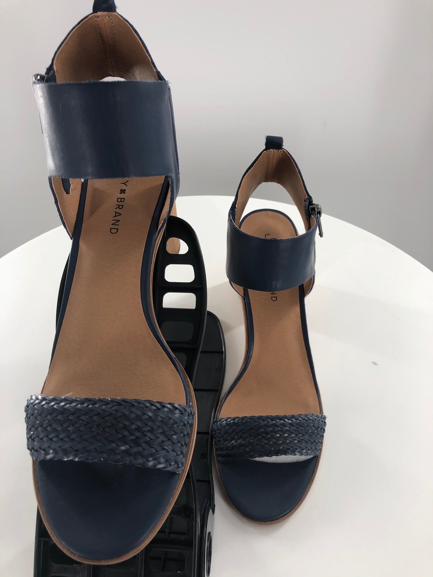 Woman's Sandal
