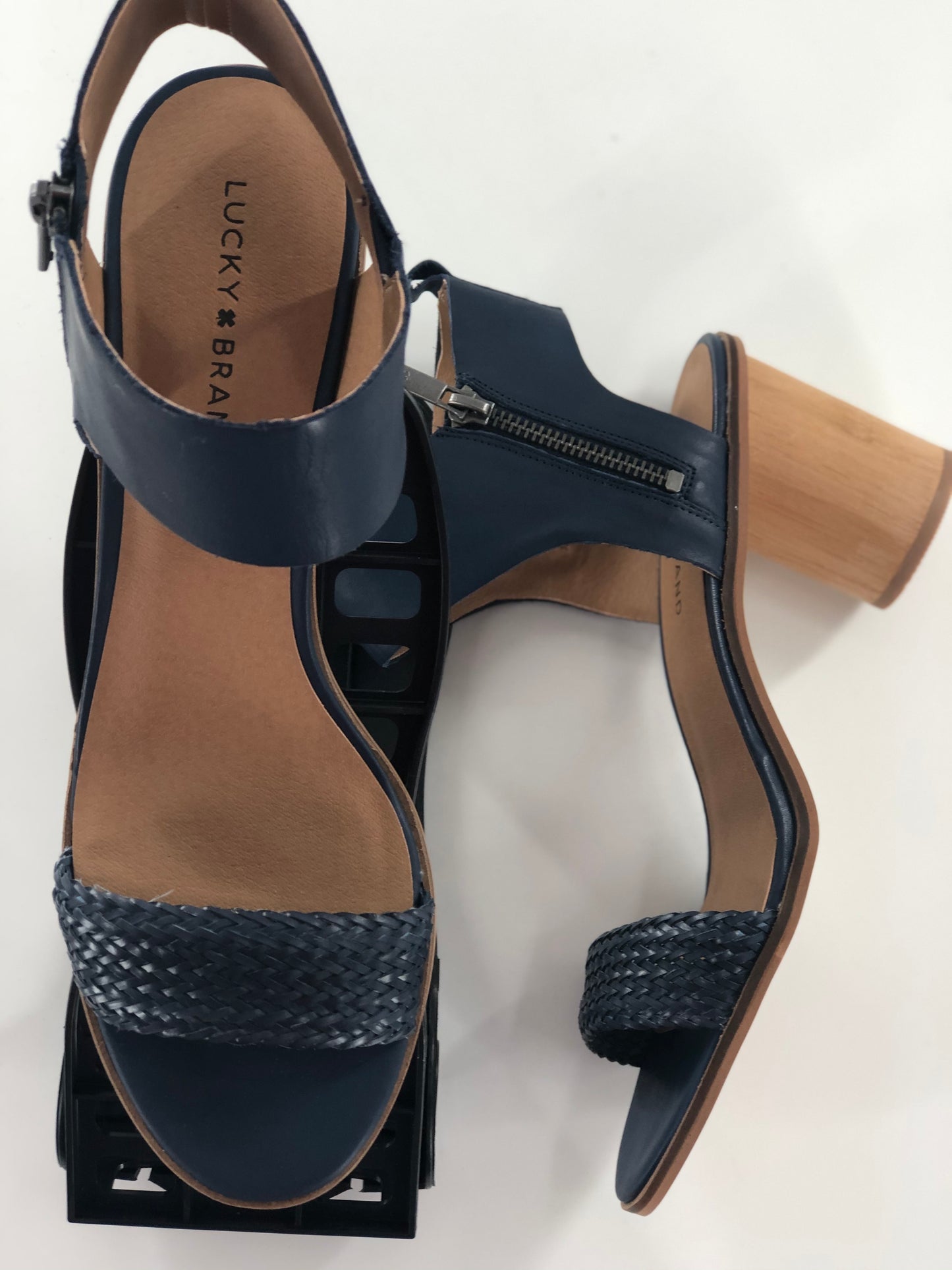 Woman's Sandal