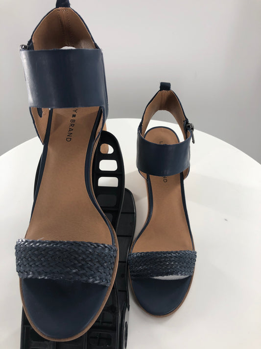 Woman's Sandal