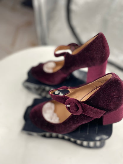 Women's Shoes