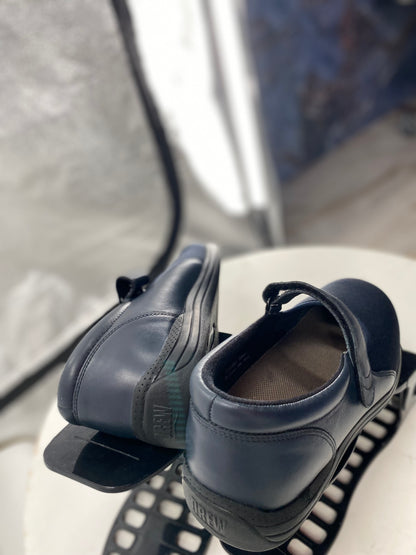 Women's Shoe